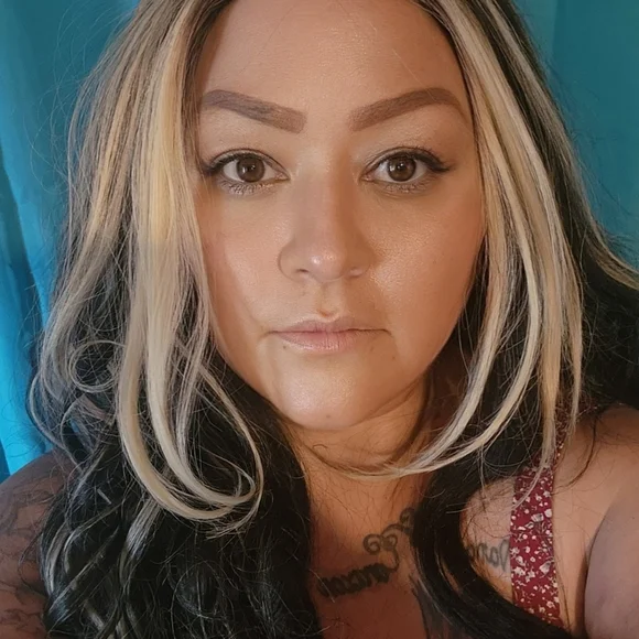 Chelseysmithcosmetics wig